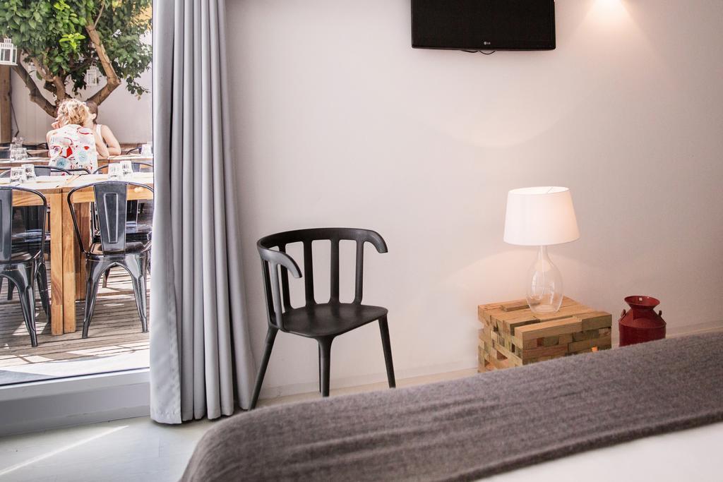 Santa Bica Eat Drink & Sleep Bed and Breakfast Lisboa Exteriör bild